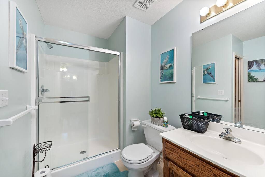 Beautiful Townhome, 11 Minutes To Downtown, Kcmo. Kansas City Exterior foto