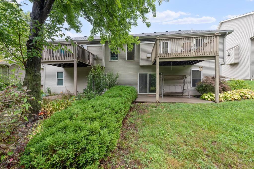 Beautiful Townhome, 11 Minutes To Downtown, Kcmo. Kansas City Exterior foto